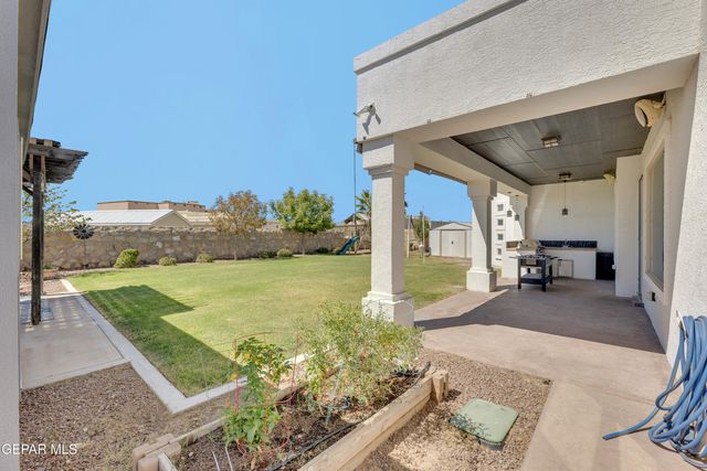 331 EMERALD RISE Drive, Horizon City, TX 79928