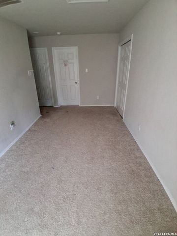 14651 Stirrup, Elmendorf, TX 78112