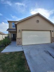14651 Stirrup, Elmendorf, TX 78112
