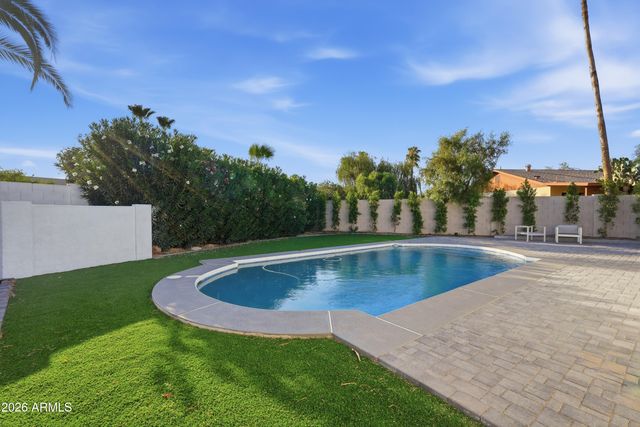 4912 E COLUMBINE Drive, Scottsdale, AZ 85254