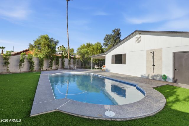 4912 E COLUMBINE Drive, Scottsdale, AZ 85254