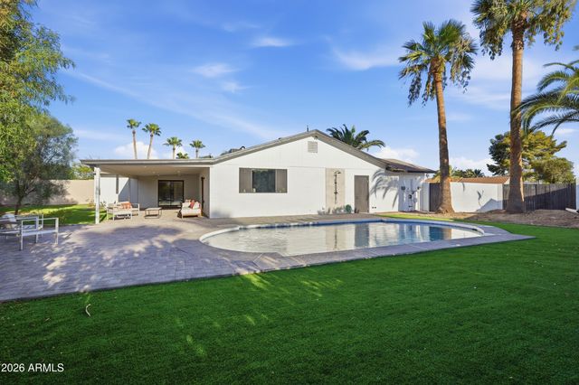 4912 E COLUMBINE Drive, Scottsdale, AZ 85254