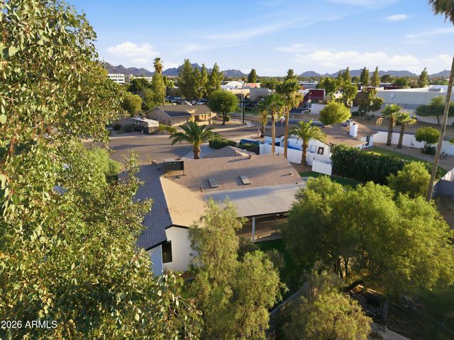 4912 E COLUMBINE Drive, Scottsdale, AZ 85254