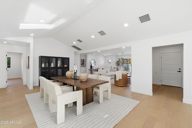 4912 E COLUMBINE Drive, Scottsdale, AZ 85254