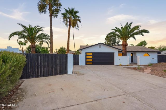 4912 E COLUMBINE Drive, Scottsdale, AZ 85254