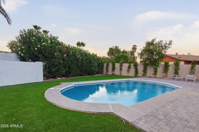 4912 E COLUMBINE Drive, Scottsdale, AZ 85254