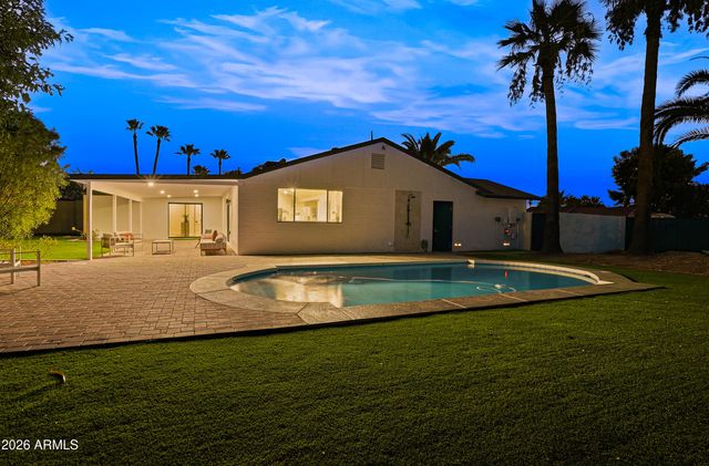 4912 E COLUMBINE Drive, Scottsdale, AZ 85254
