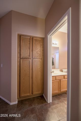 8820 E RAINIER Drive, Gold Canyon, AZ 85118