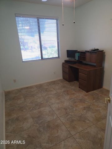 8820 E RAINIER Drive, Gold Canyon, AZ 85118