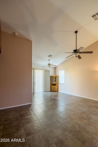 8820 E RAINIER Drive, Gold Canyon, AZ 85118