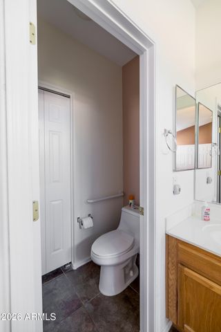 8820 E RAINIER Drive, Gold Canyon, AZ 85118