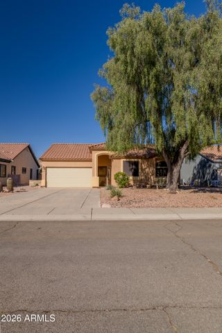 8820 E RAINIER Drive, Gold Canyon, AZ 85118