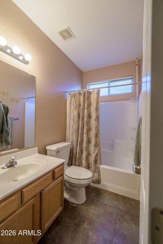 8820 E RAINIER Drive, Gold Canyon, AZ 85118