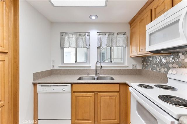 2104 Ronda Granada A, Laguna Woods, CA 92637