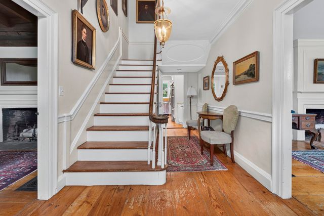27 Haverhill Road, Chester, NH 03036