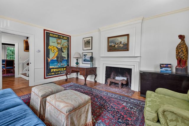 27 Haverhill Road, Chester, NH 03036