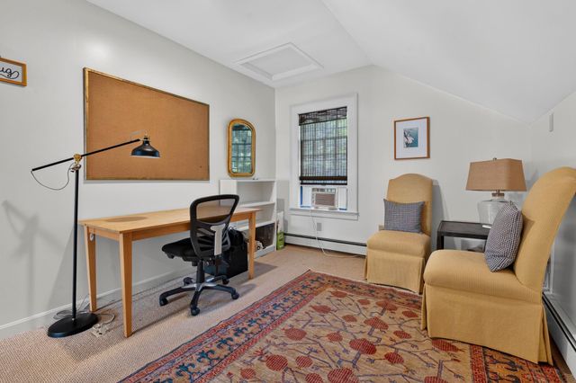 27 Haverhill Road, Chester, NH 03036