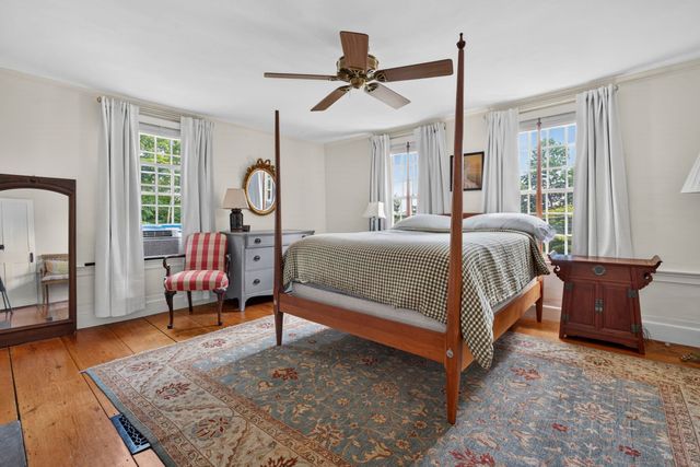 27 Haverhill Road, Chester, NH 03036