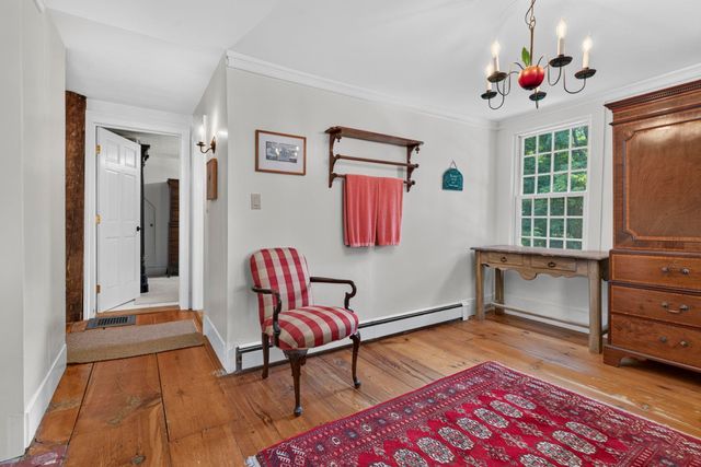 27 Haverhill Road, Chester, NH 03036