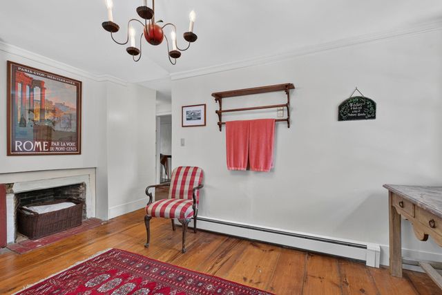 27 Haverhill Road, Chester, NH 03036