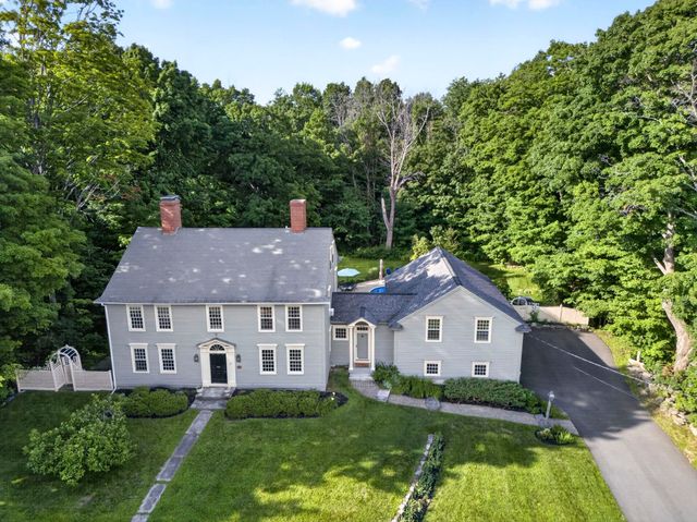 27 Haverhill Road, Chester, NH 03036