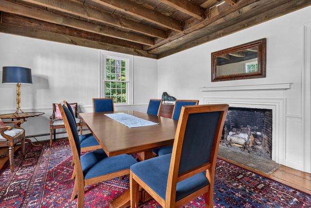 27 Haverhill Road, Chester, NH 03036