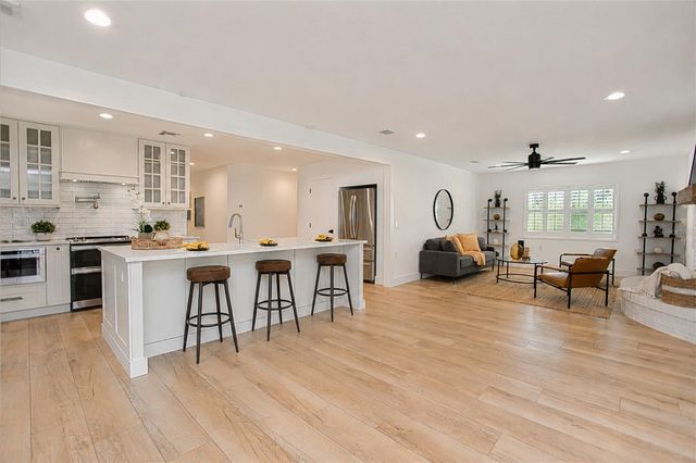 20 E DIVISION STREET, Winter Garden, FL 34787