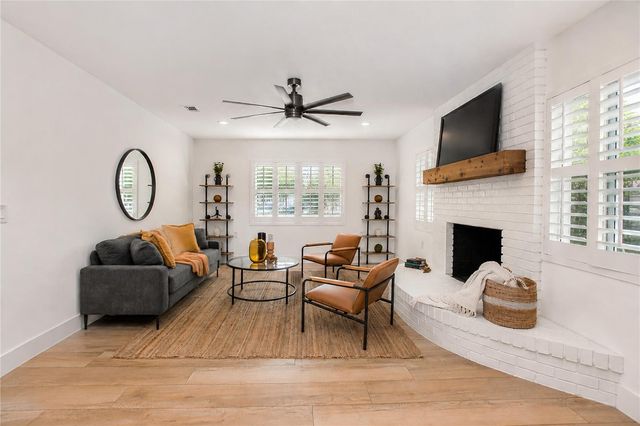 20 E DIVISION STREET, Winter Garden, FL 34787
