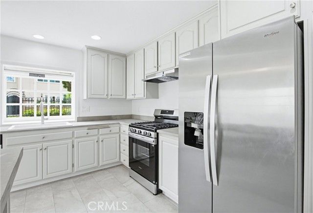 48 Willow Tree Lane, Irvine, CA 92612