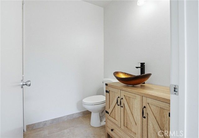 48 Willow Tree Lane, Irvine, CA 92612