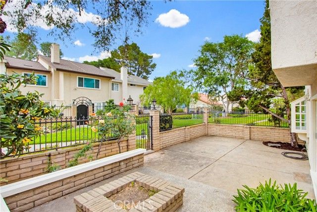 48 Willow Tree Lane, Irvine, CA 92612