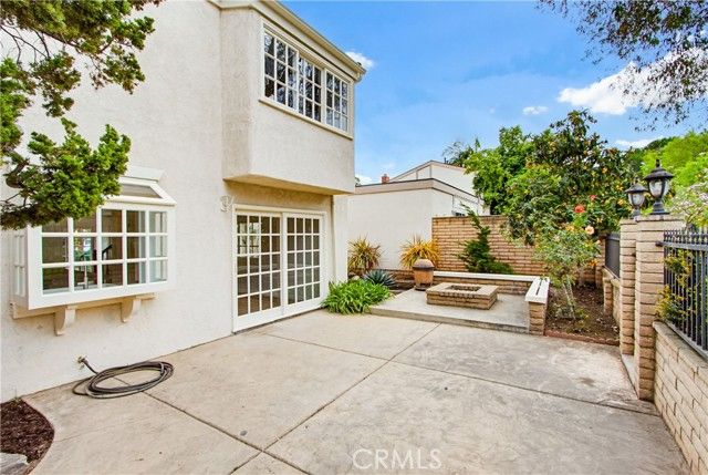 48 Willow Tree Lane, Irvine, CA 92612