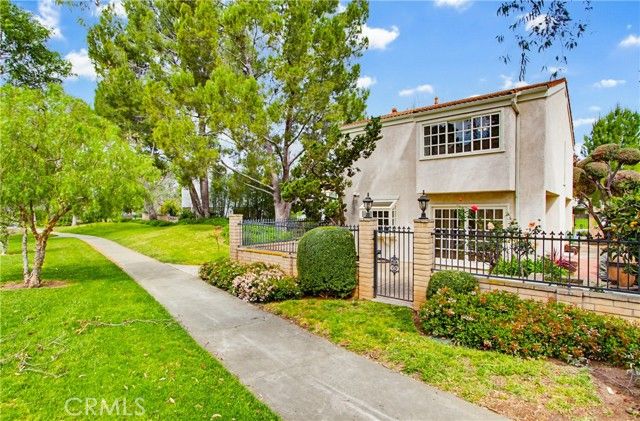 48 Willow Tree Lane, Irvine, CA 92612