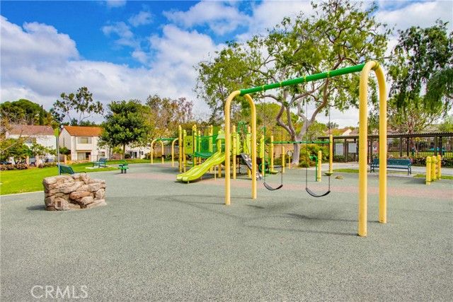 48 Willow Tree Lane, Irvine, CA 92612