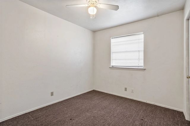 724 E Mustang Street, Crowley, TX 76036