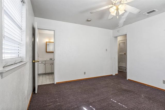 724 E Mustang Street, Crowley, TX 76036