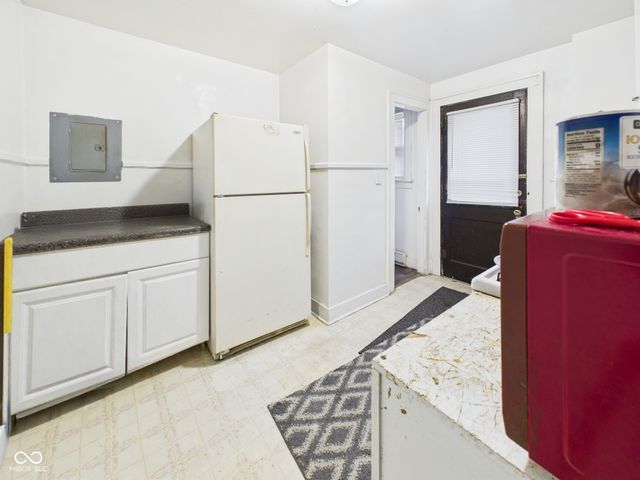 3004 Columbus Avenue, Anderson, IN 46016