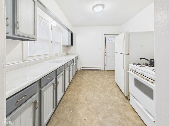 3004 Columbus Avenue, Anderson, IN 46016