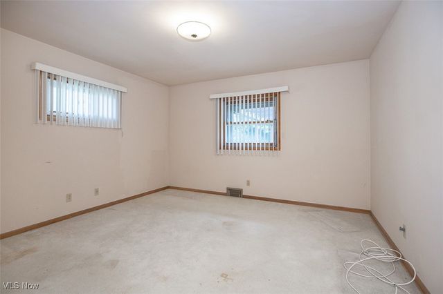 5301 Mardale Avenue, Bedford Heights, OH 44146