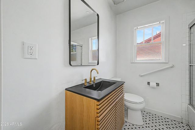 539 W 1ST Street, Mesa, AZ 85201
