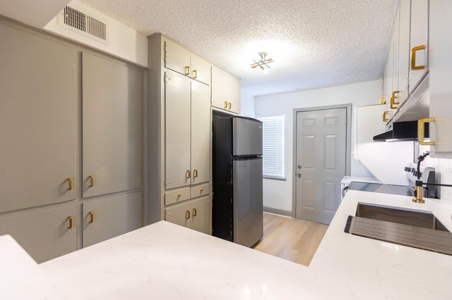 11603 Chimney Rock Road 4, Houston, TX 77035