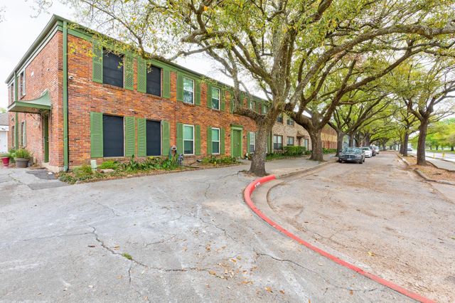 11603 Chimney Rock Road 4, Houston, TX 77035