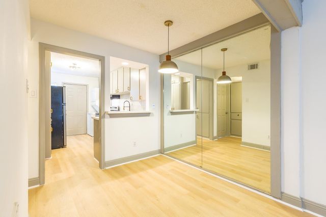 11603 Chimney Rock Road 4, Houston, TX 77035