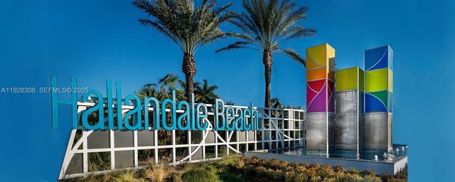 501 Blue Heron Dr 220-A, Hallandale Beach, FL 33009