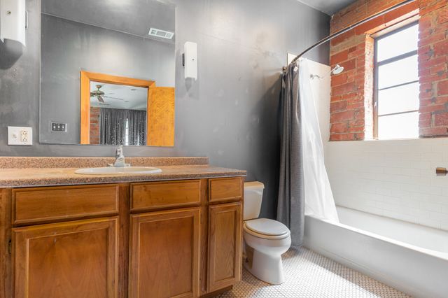 2602 Kings Road, Dallas, TX 75219