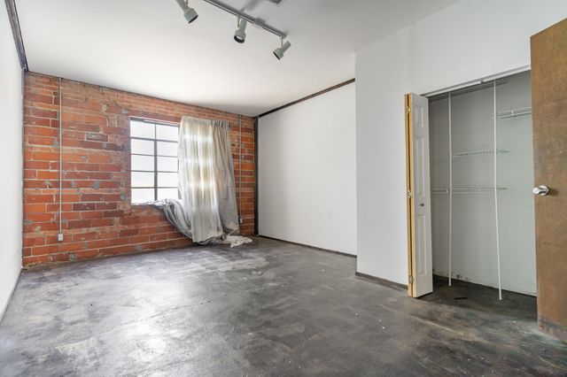 2602 Kings Road, Dallas, TX 75219