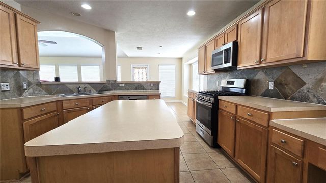 2014 Pinecreek Pass Lane, Katy, TX 77449