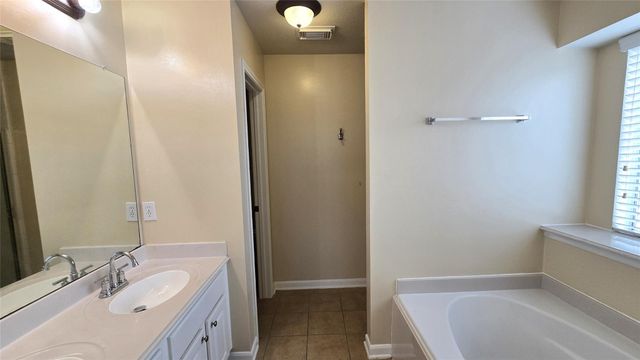 2014 Pinecreek Pass Lane, Katy, TX 77449