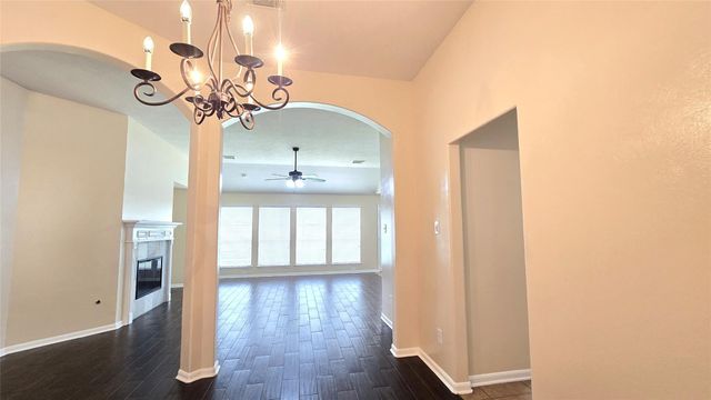 2014 Pinecreek Pass Lane, Katy, TX 77449