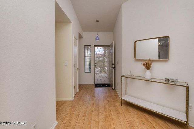 10407 N Fair Desert Drive, Oro Valley, AZ 85737